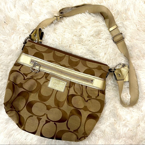 Coach Handbags - Coach purse